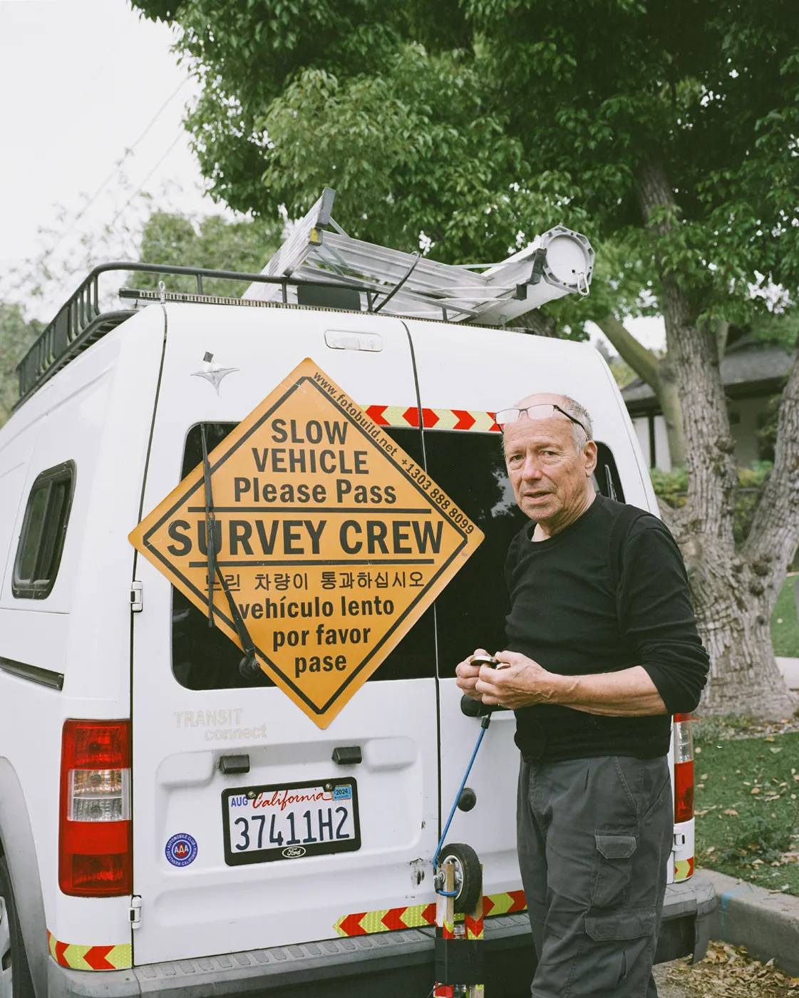Gary Regester and Senon Williams wheel